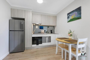KOZYGURU SURRY HILLS PRIME LOCATION NSH551-42 Sydney